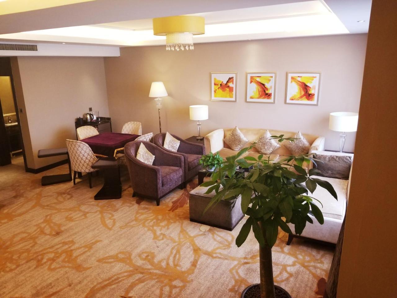 Xi'An Tanglong International Hotel ภายนอก รูปภาพ